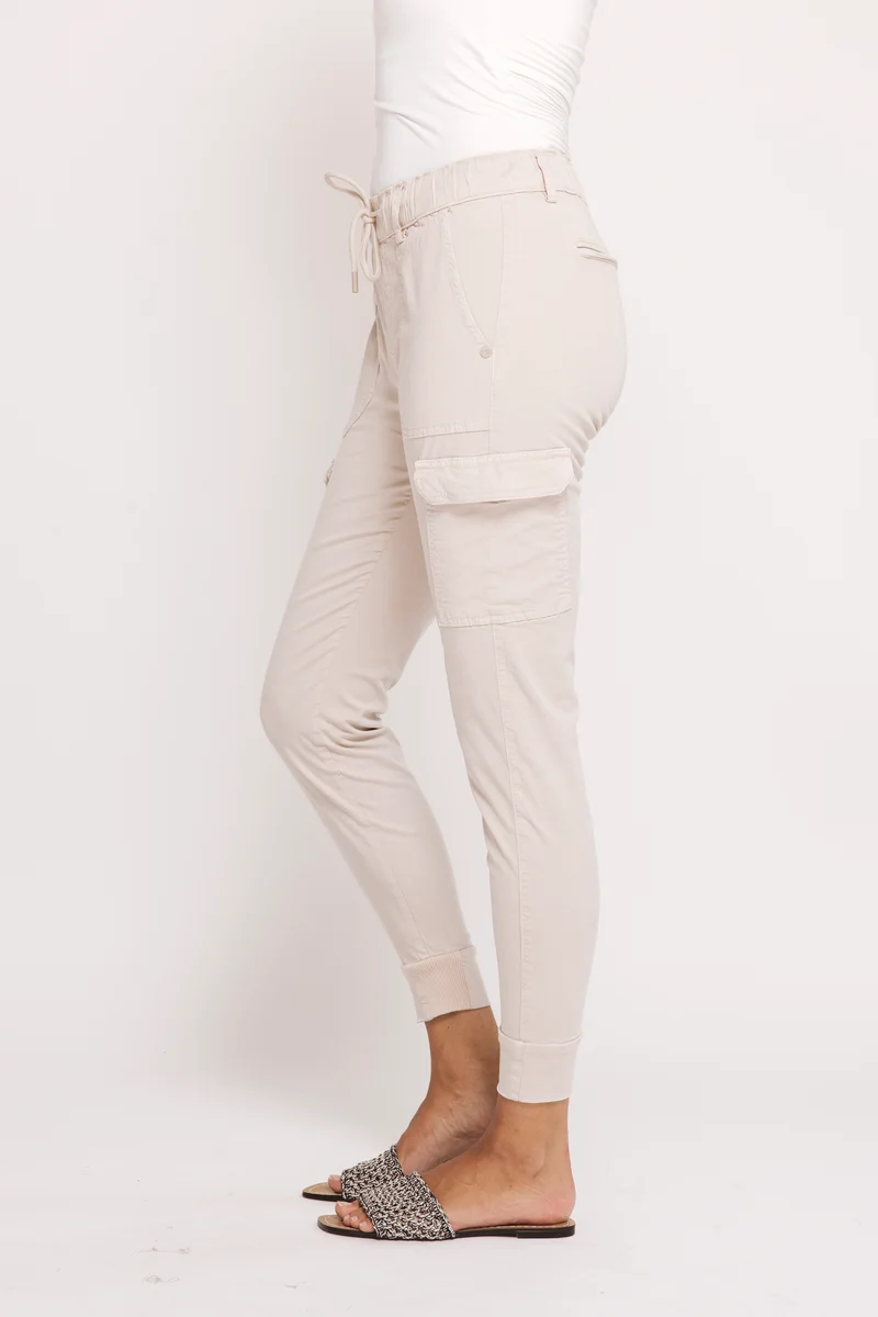 Zhrill Hose sportiv F248 sand