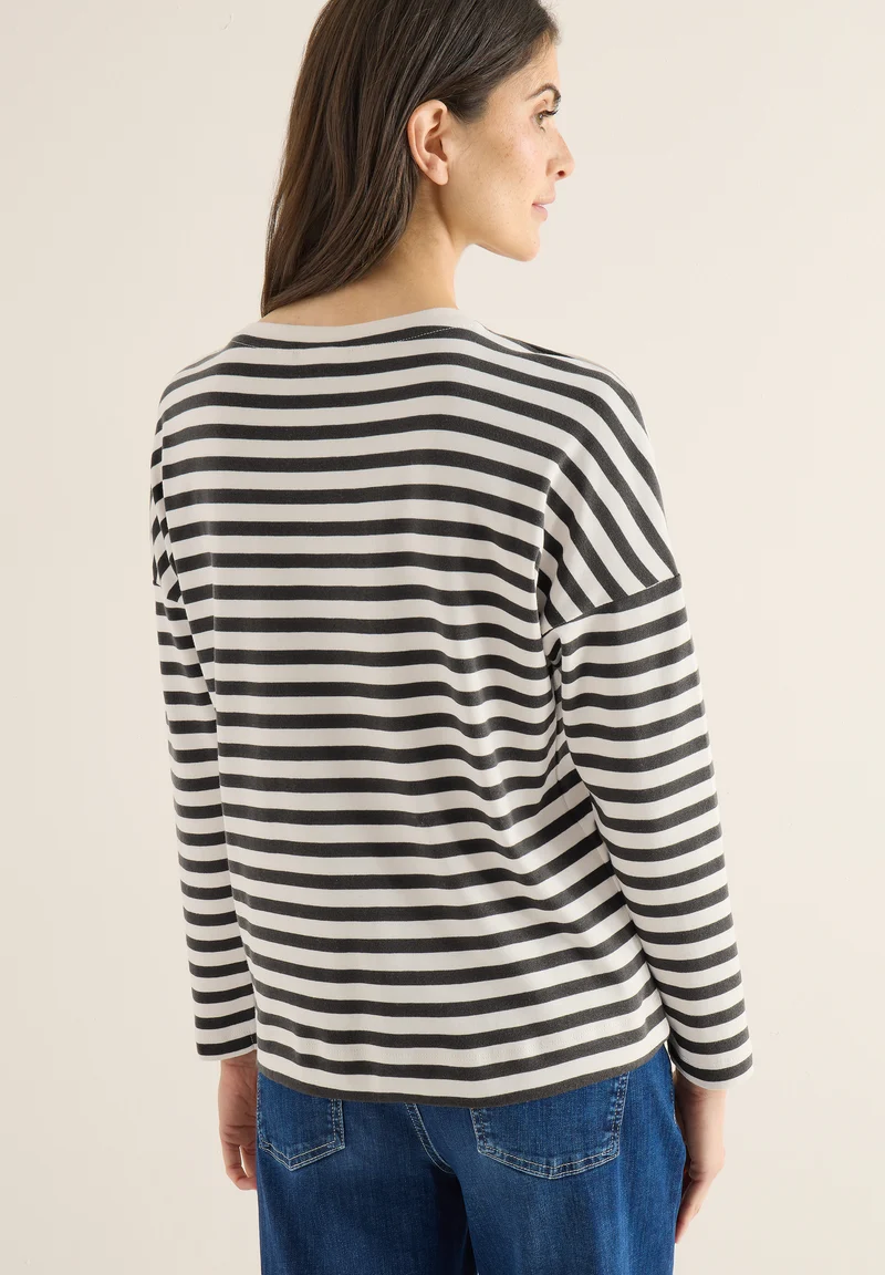 Gestreiftes Shirt