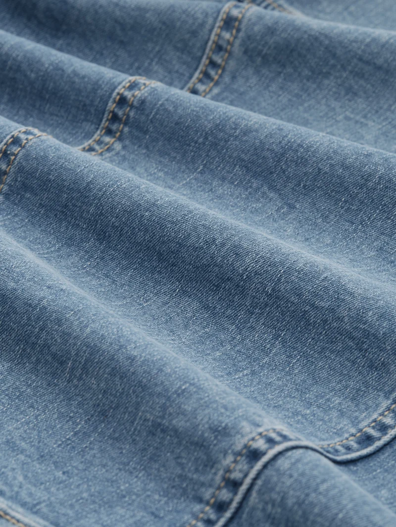 Jeansjacke mit recycelter Baumwolle