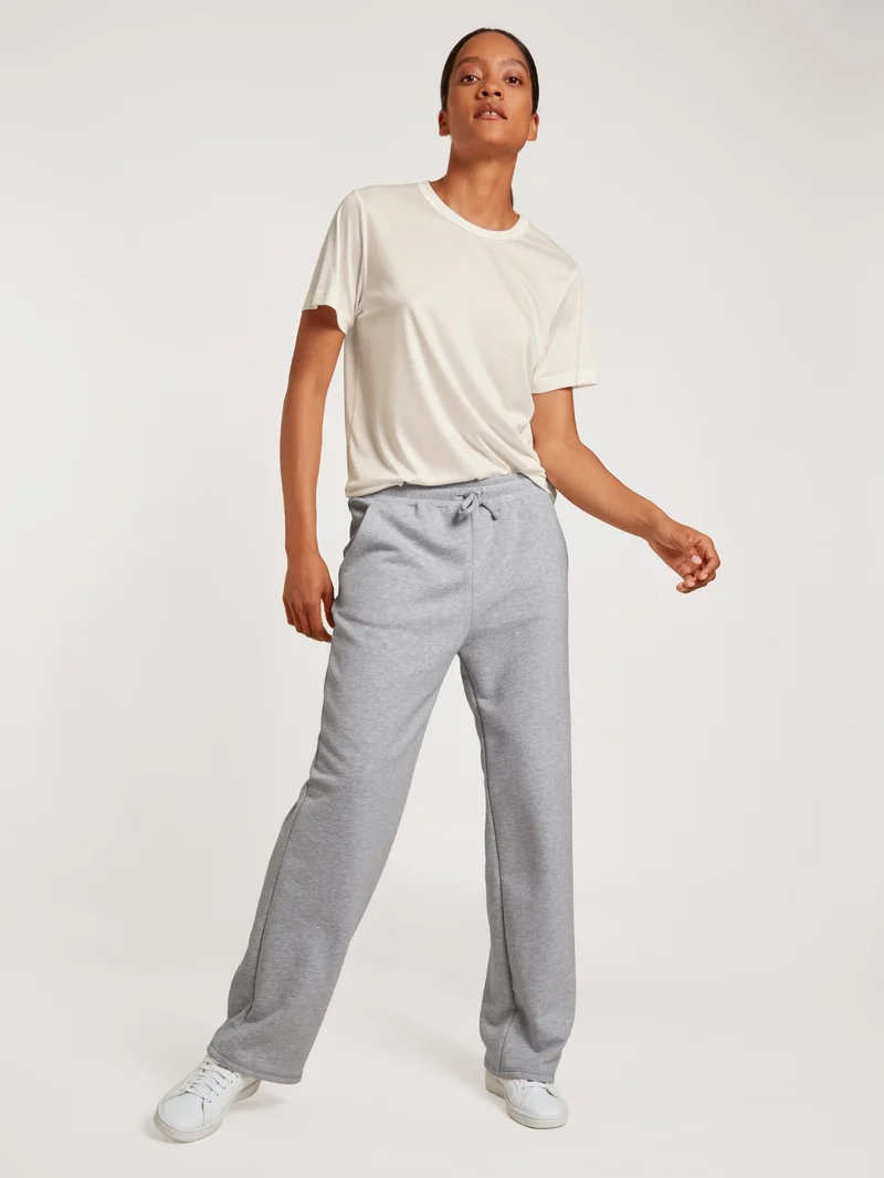 WOMEN Pants