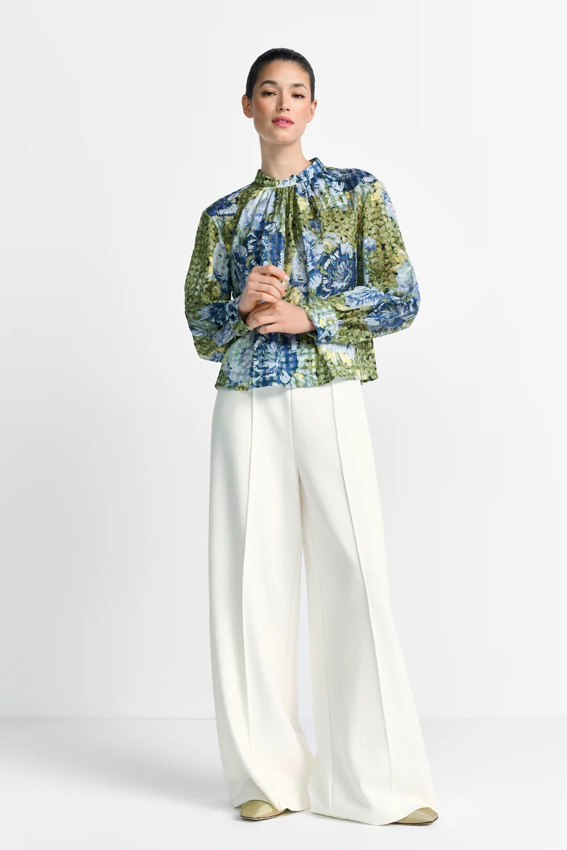 Printed Blouse with Collar Stand