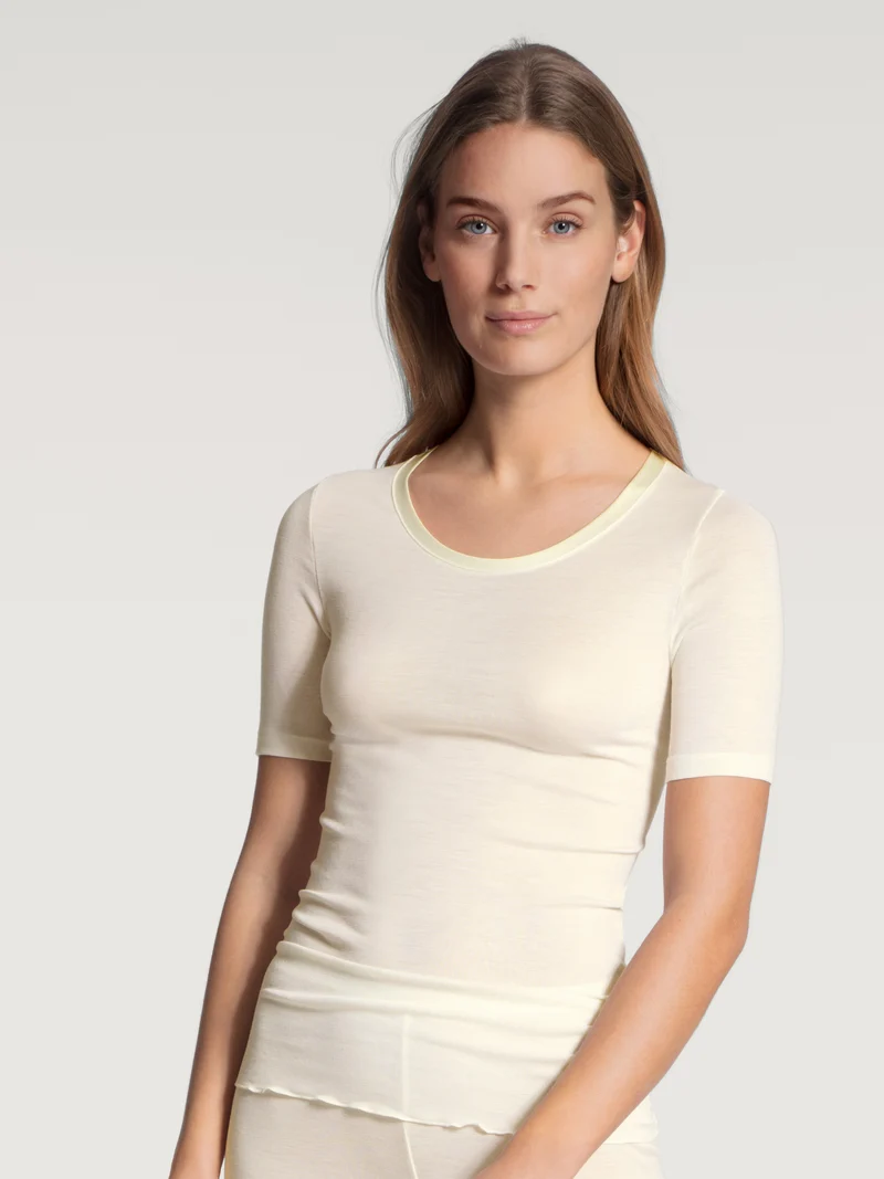 WOMEN Top short-sleeve