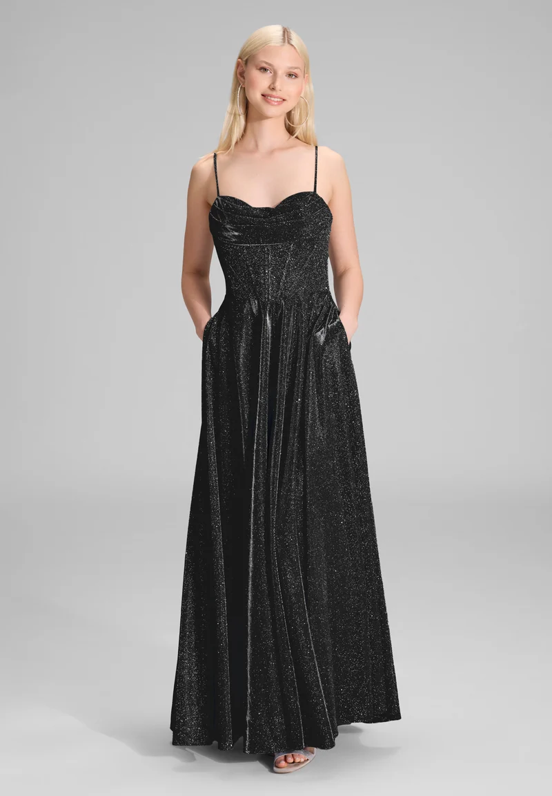 Schimmerndes Abendkleid mit Drapierung