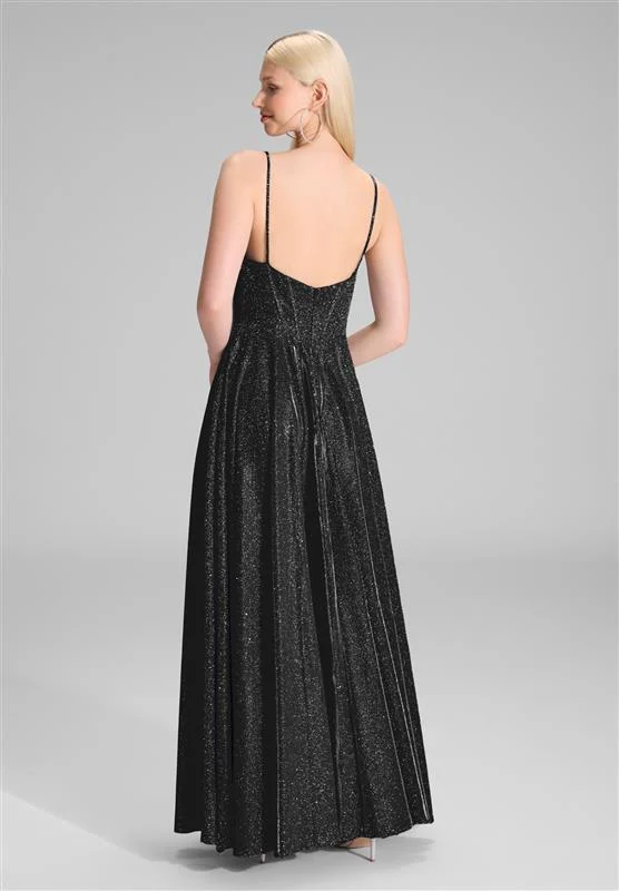 Schimmerndes Abendkleid mit Drapierung