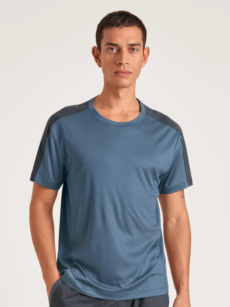 MEN T-shirt