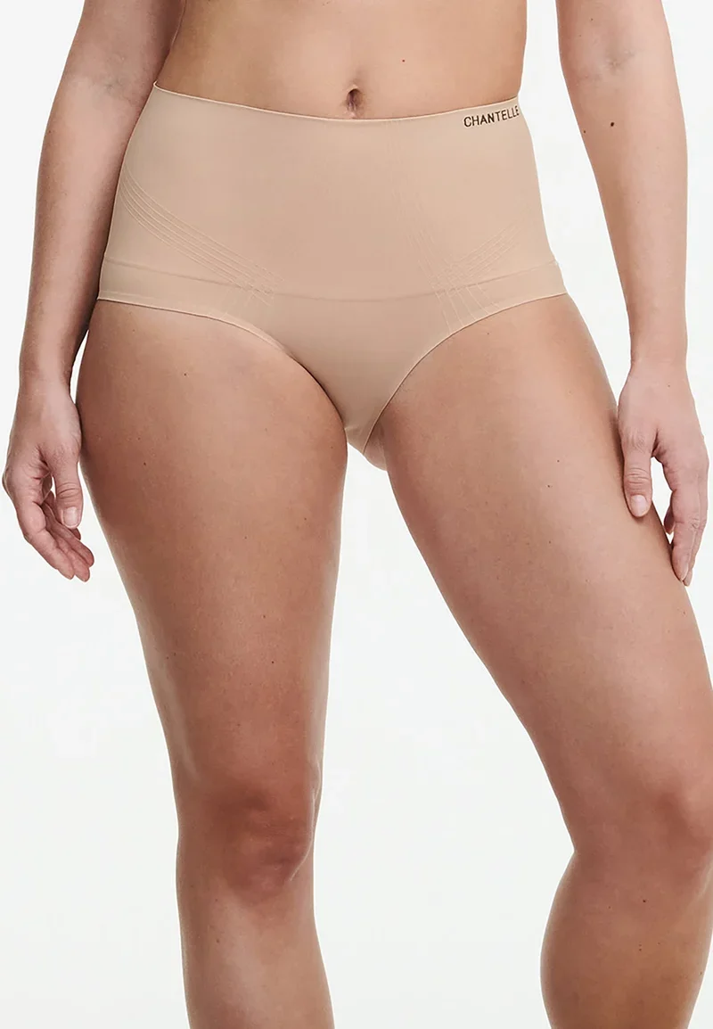Chantelle – Smooth Comfort Sculpting High-Waist Full Slip Sirocco