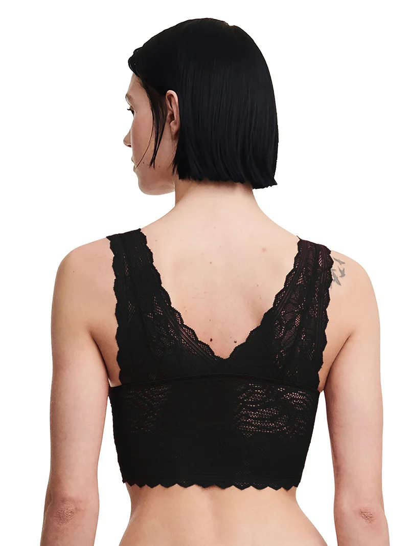 Chantelle Easyfeel – Bügelloser Triangel-BH aus Schaumstoff mit floralem Touch in Schwarz
