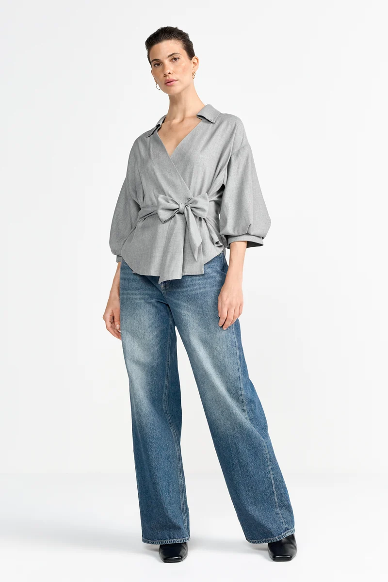 Flanel Blouse with Puffed Sleeves