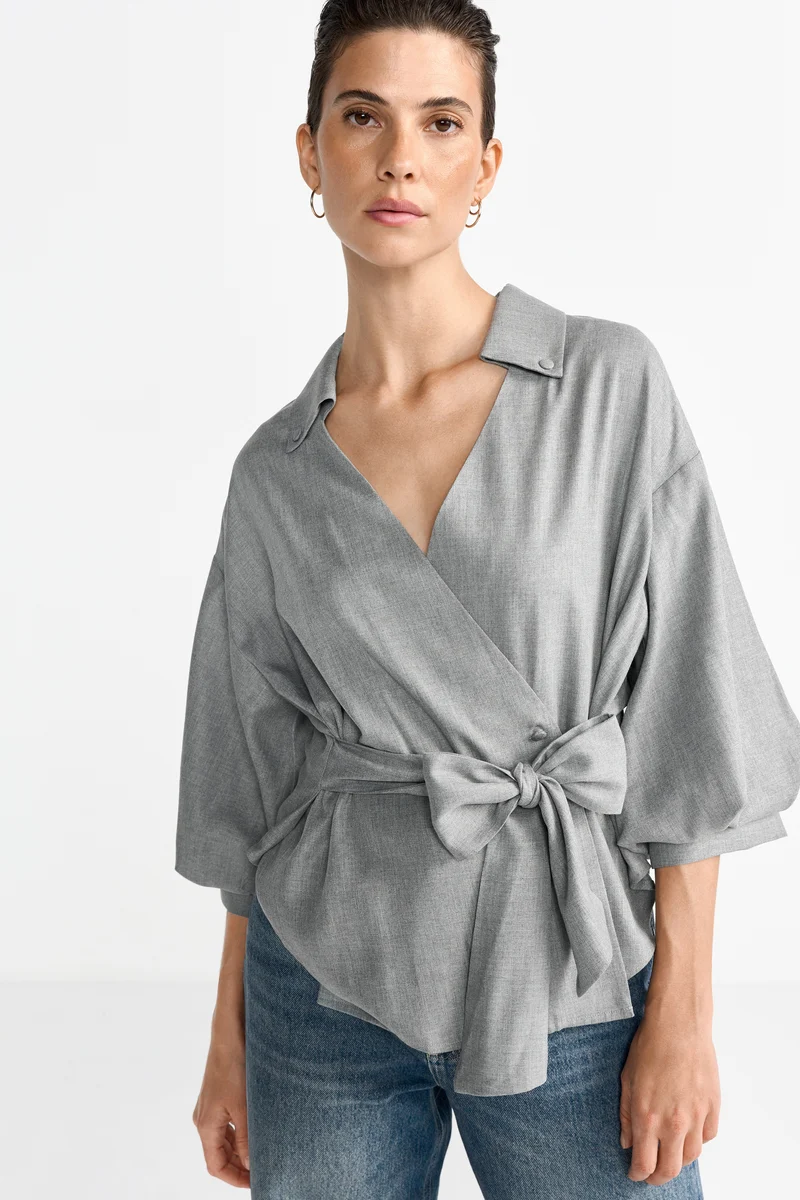 Flanel Blouse with Puffed Sleeves