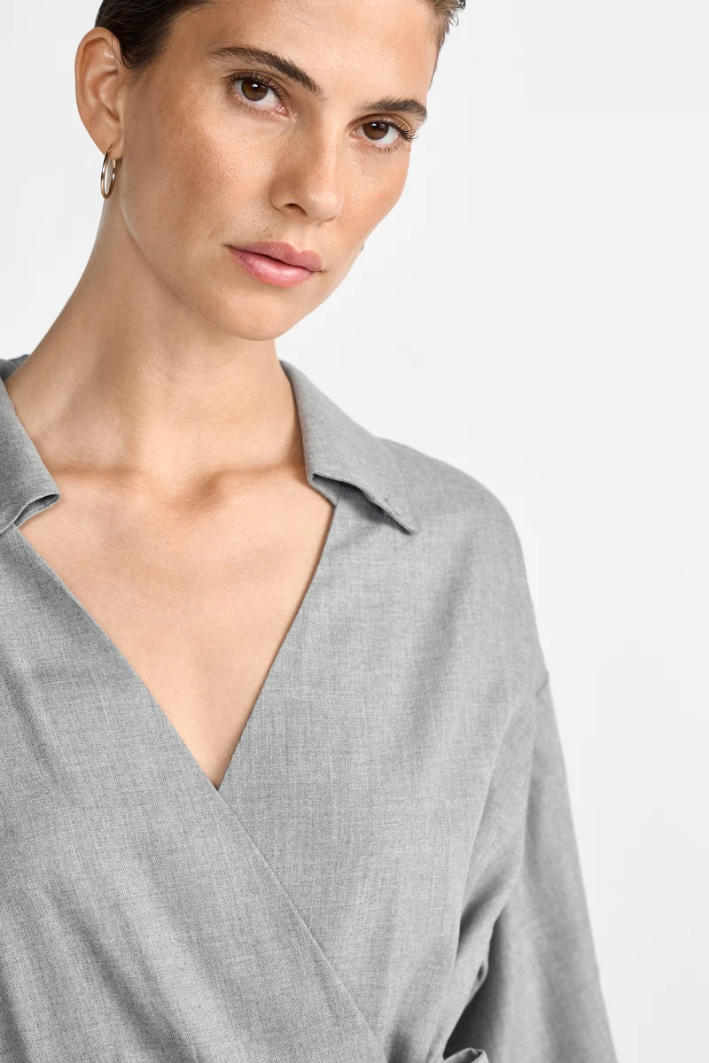 Flanel Blouse with Puffed Sleeves