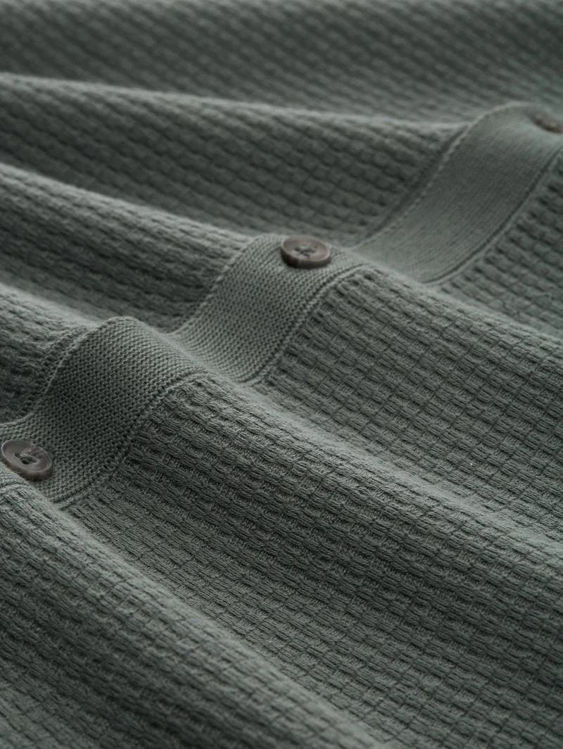 Strick-Poloshirt mit kurzen Ärmeln
