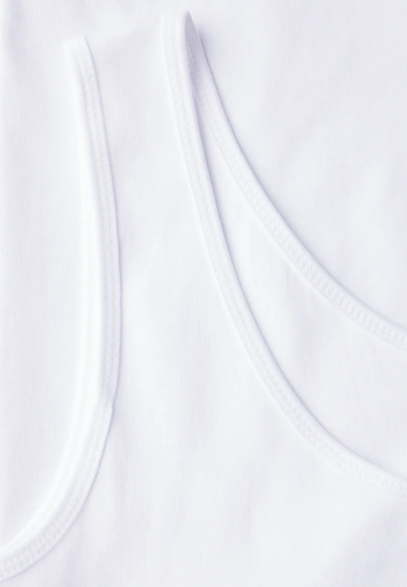 Basic Top aus reiner Baumwolle