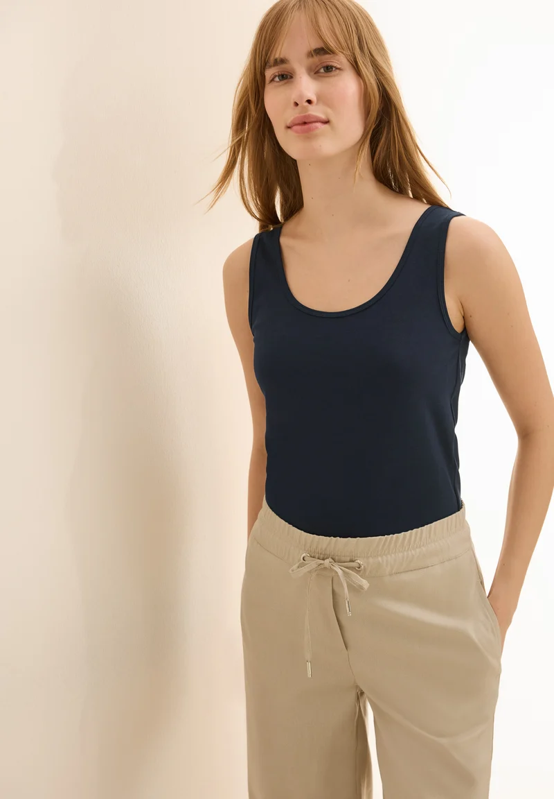 Basic Top aus reiner Baumwolle
