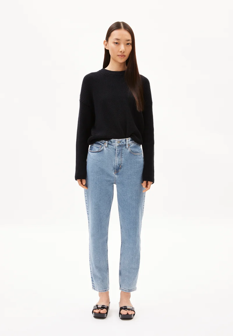 MAIRAA HIGH WAIST MOM JEANS