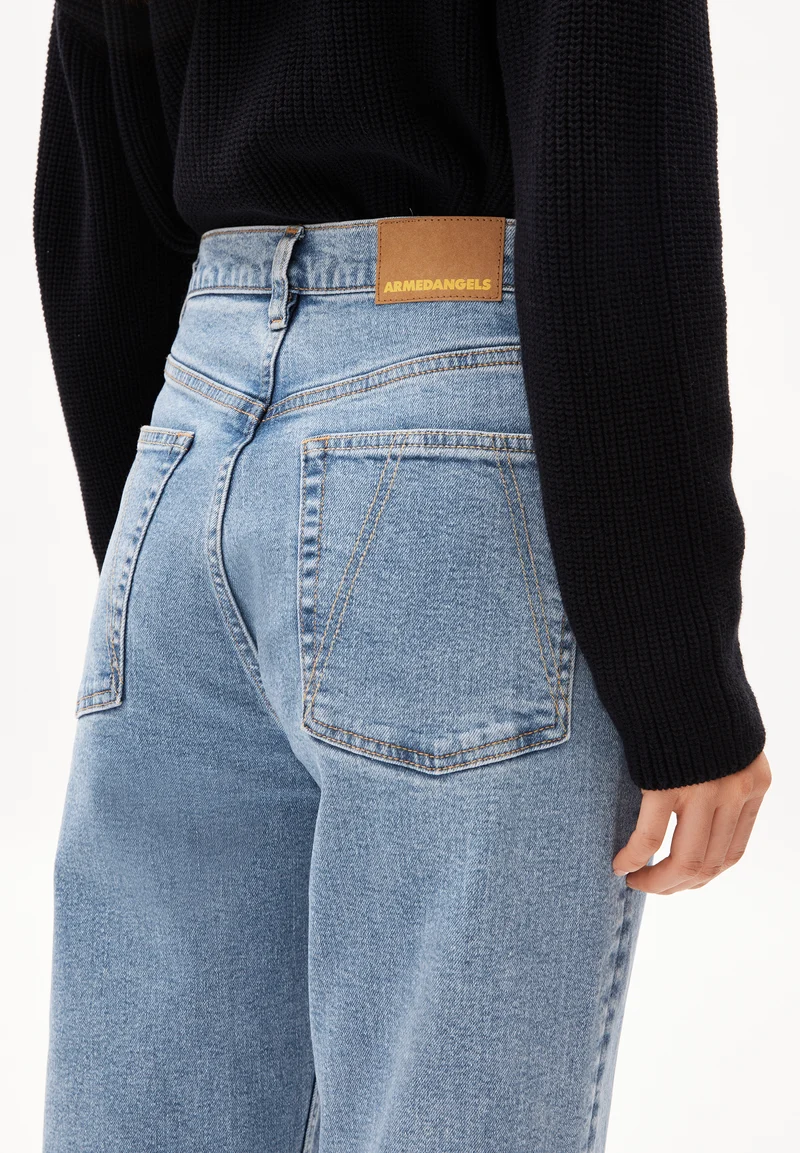 MAIRAA HIGH WAIST MOM JEANS