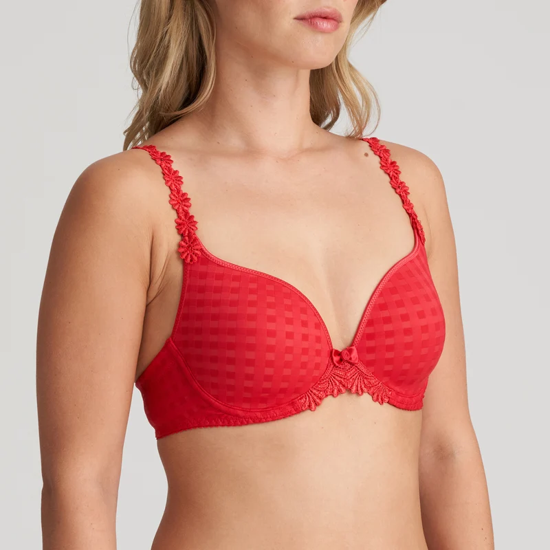 AVERO scarlet Unterlegter BH Herzform