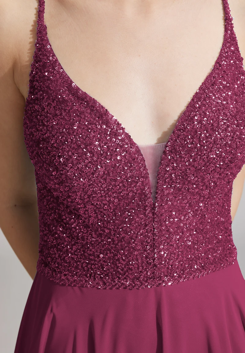 Abendkleid aus Materialmix