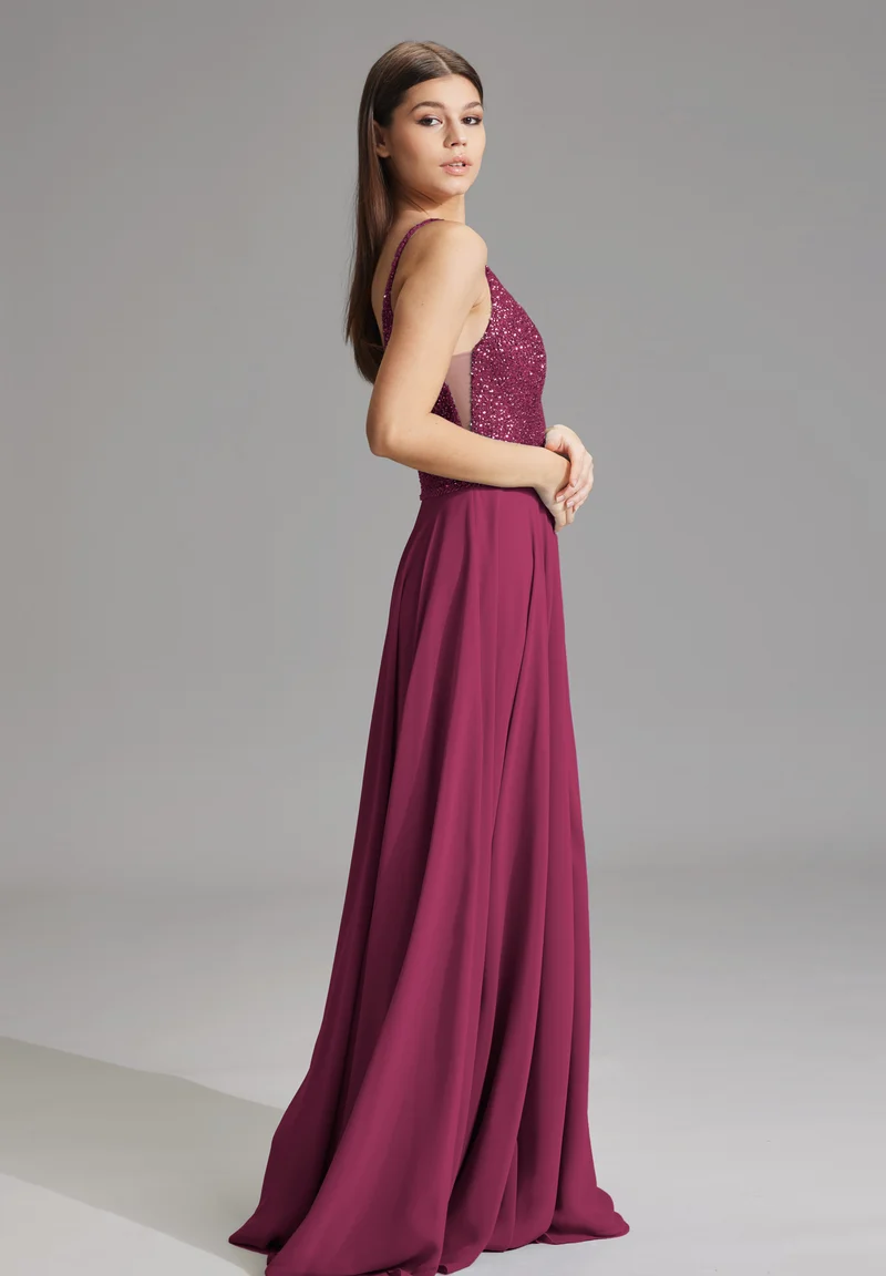 Abendkleid aus Materialmix