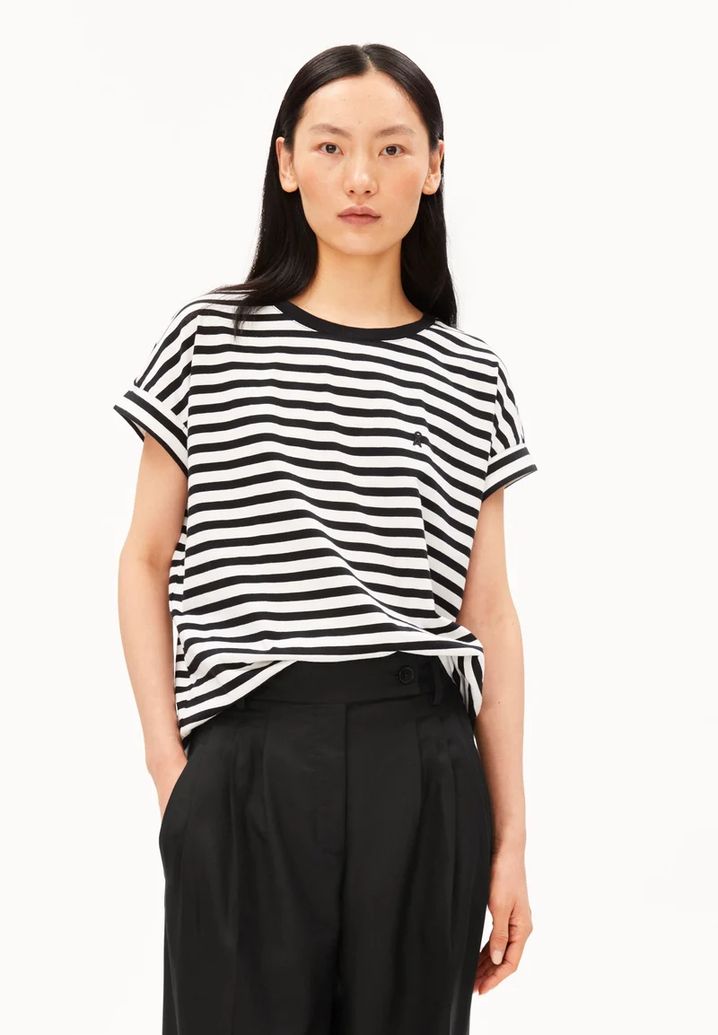 IDAARA STRIPE T-SHIRT
