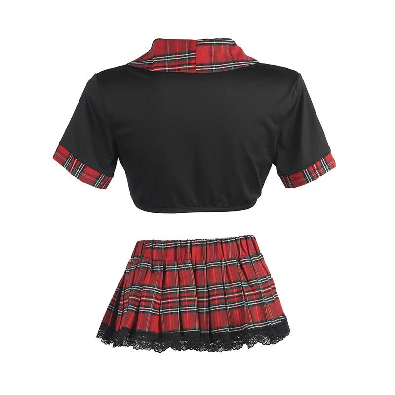 Verführerisches Schulmädchen-Outfit - Sexy und verspielt