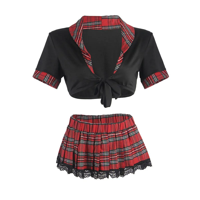 Verführerisches Schulmädchen-Outfit - Sexy und verspielt