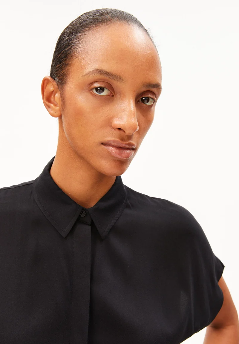 LARISAANA BLOUSE