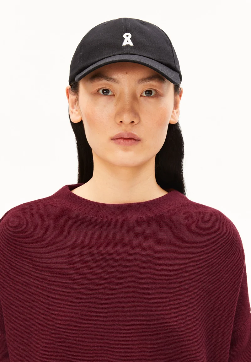 YENAAS BOLD CAP