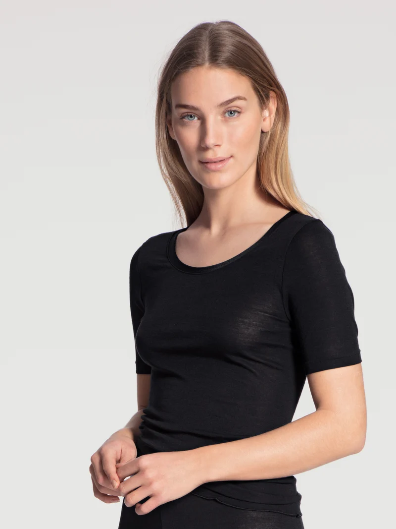 WOMEN Top short-sleeve