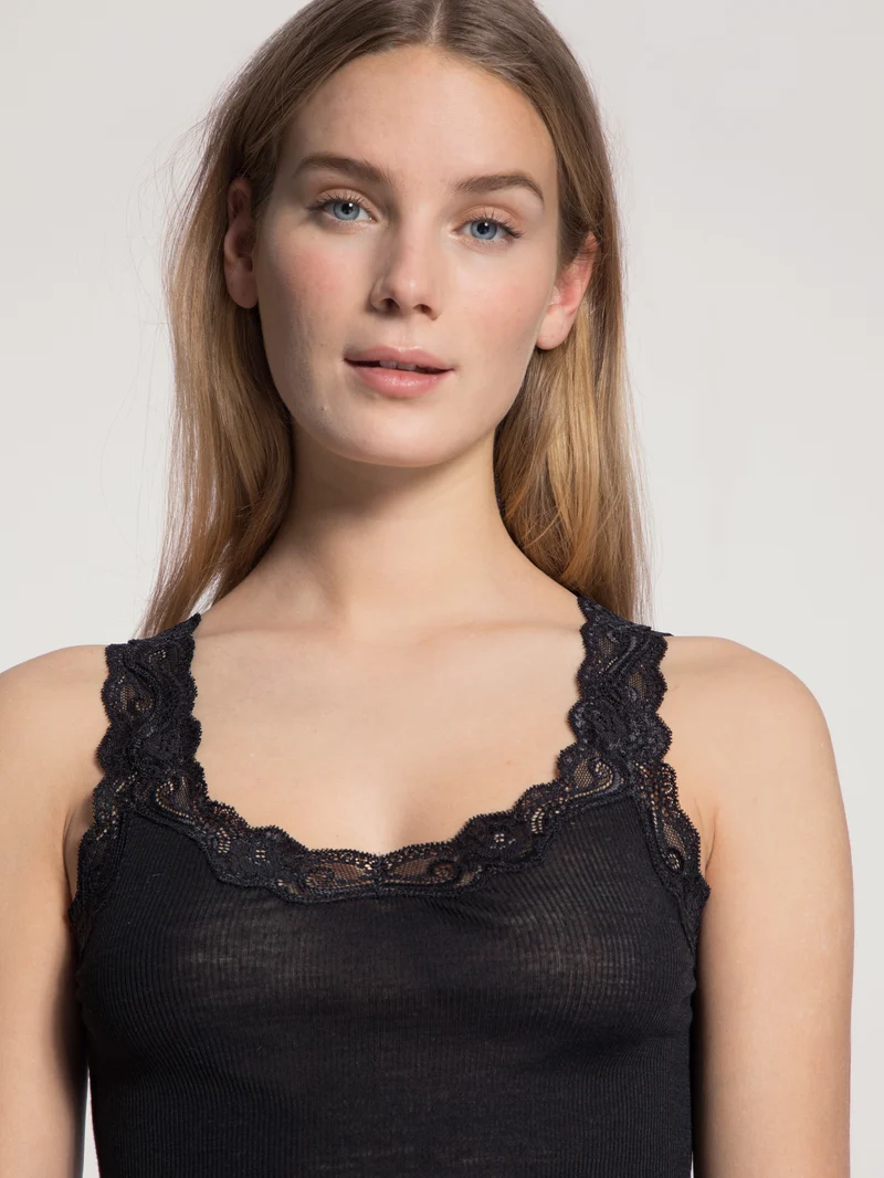 WOMEN Tank top