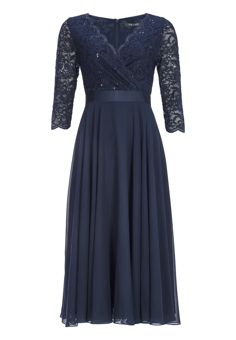 Cocktailkleid aus Material-Mix